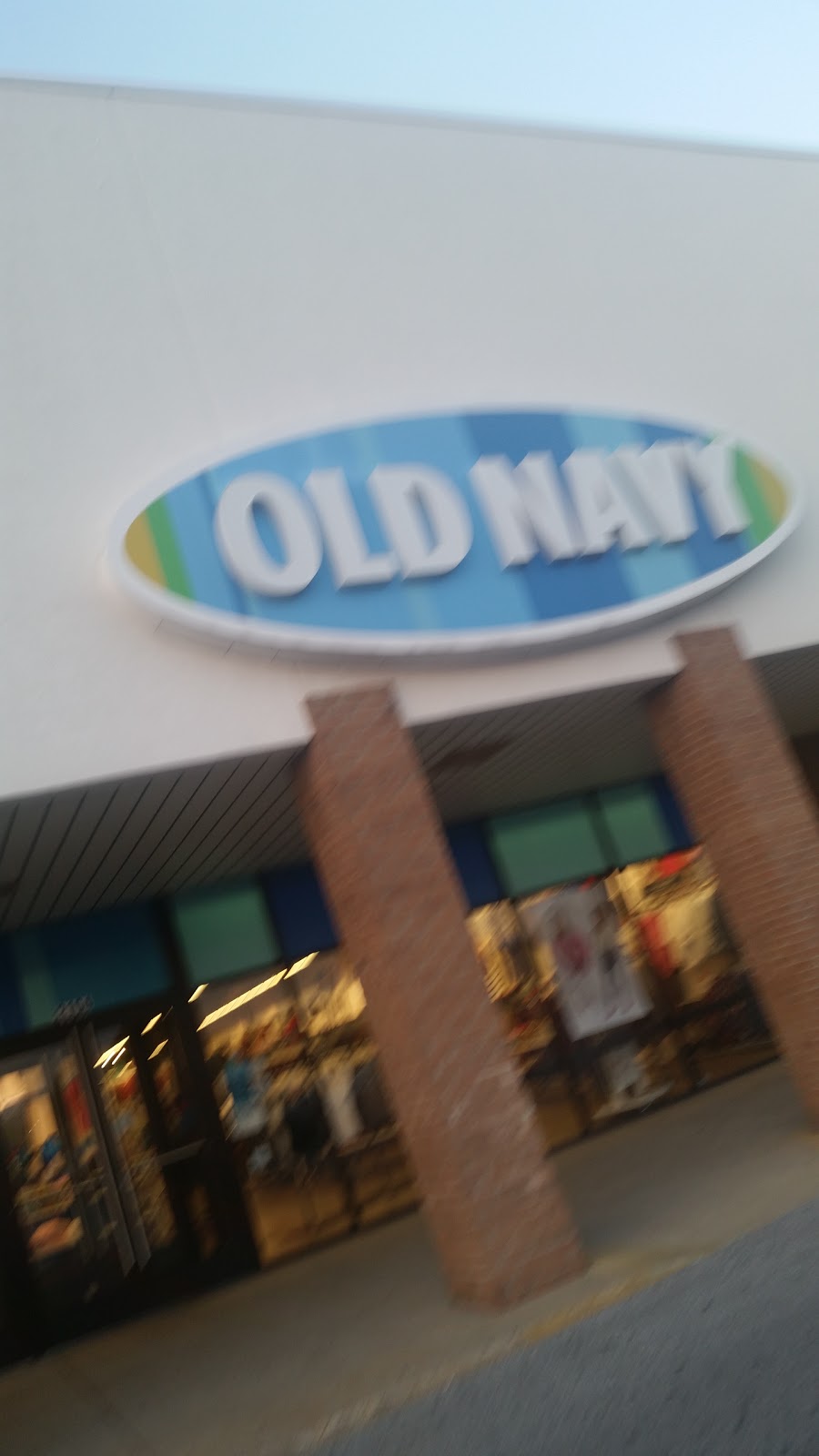 Old Navy | 2164 E 80th Ave, Merrillville, IN 46410, USA | Phone: (219) 472-4094