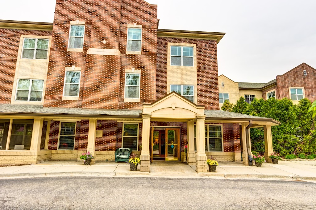 Townehall Place of West Bloomfield | 4460 Orchard Lake Rd, West Bloomfield Township, MI 48323, USA | Phone: (248) 683-1010