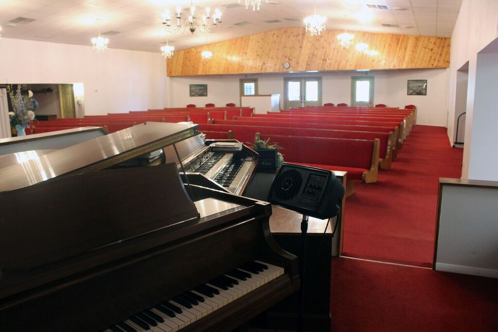 Bible Baptist Church | 1 Evergreen Terrace, Uniontown, PA 15401, USA | Phone: (724) 439-2519