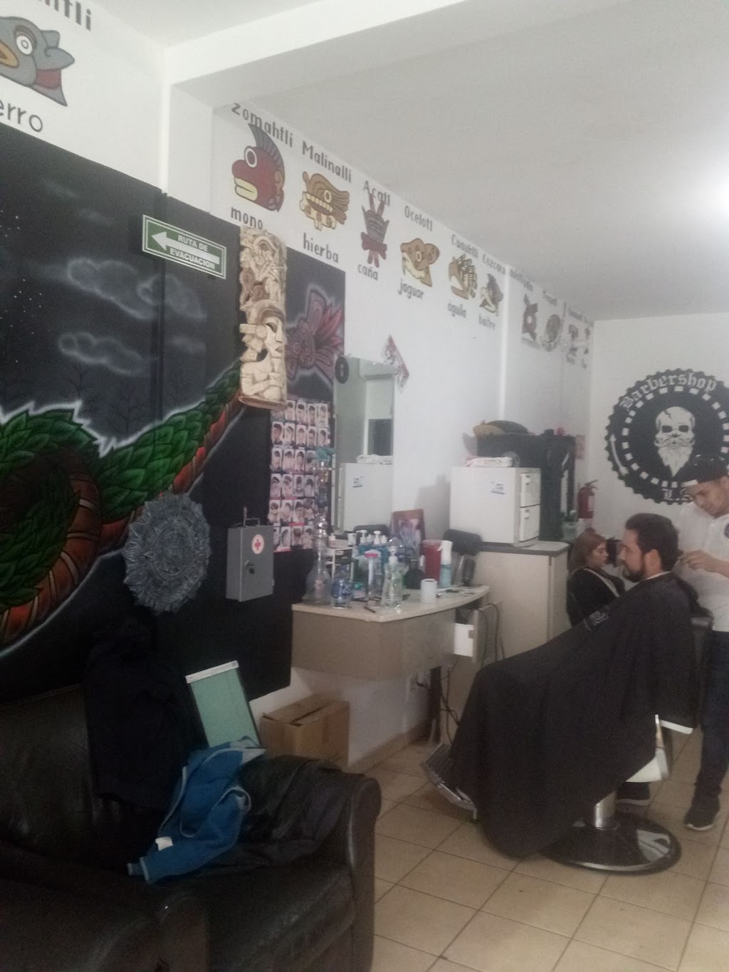 Barbería LA | Blvd. Las Joyas 329, Los Alamos, 22110 Tijuana, B.C., Mexico | Phone: 664 736 3258