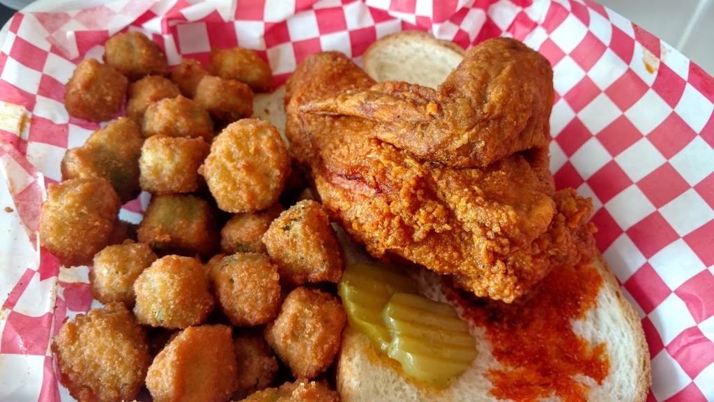 Helens Hot Chicken Murfreesboro | 2042 Lascassas Pike a12, Murfreesboro, TN 37130, USA | Phone: (615) 396-8779