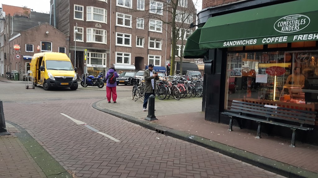 72andSunny NL B.V. | Westerstraat 187, 1e, 1015 MA Amsterdam, Netherlands | Phone: 020 218 2400