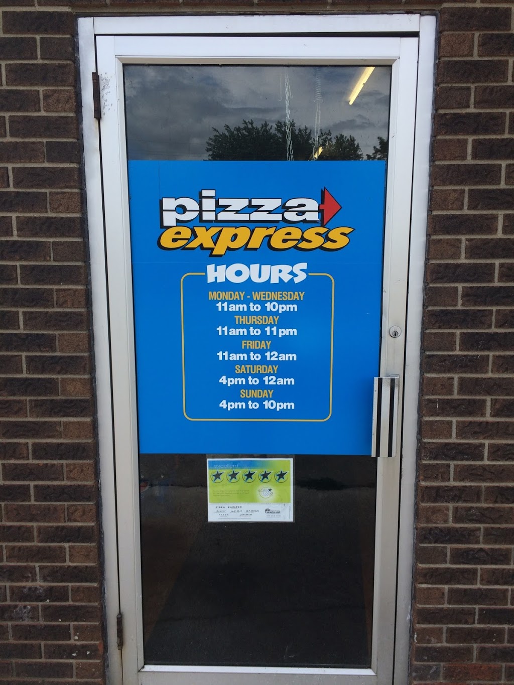 Pizza Express | 50 King St W, Harrow, ON N0R 1G0, Canada | Phone: (519) 738-2085