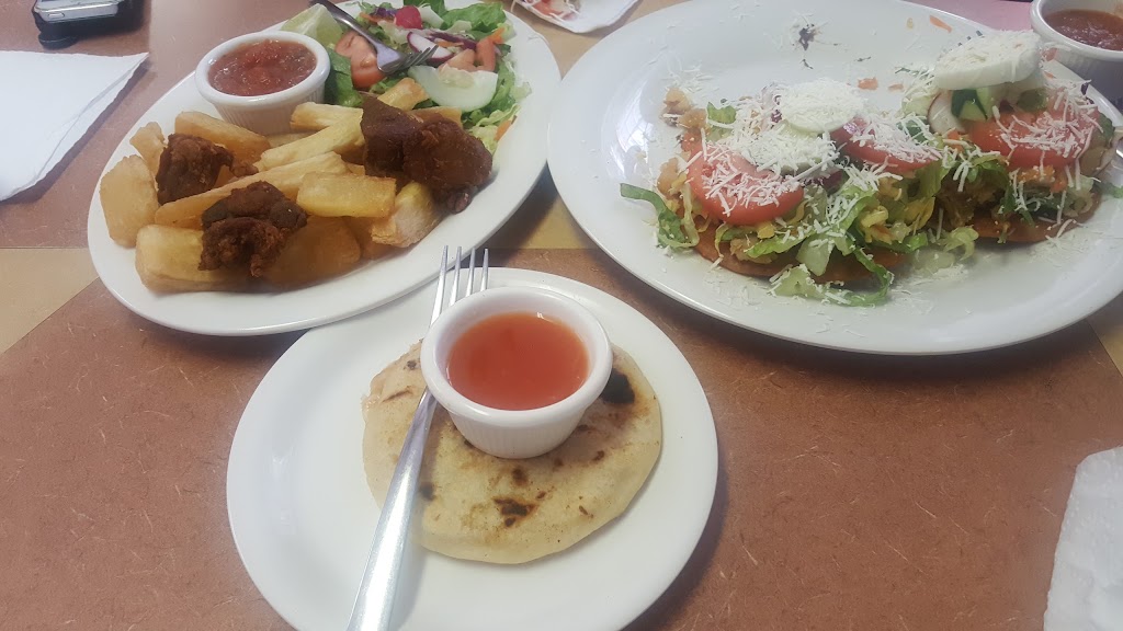 Pupuseria Y Taqueria La Vina | 3301 N Story Rd, Irving, TX 75062, USA | Phone: (972) 255-0149