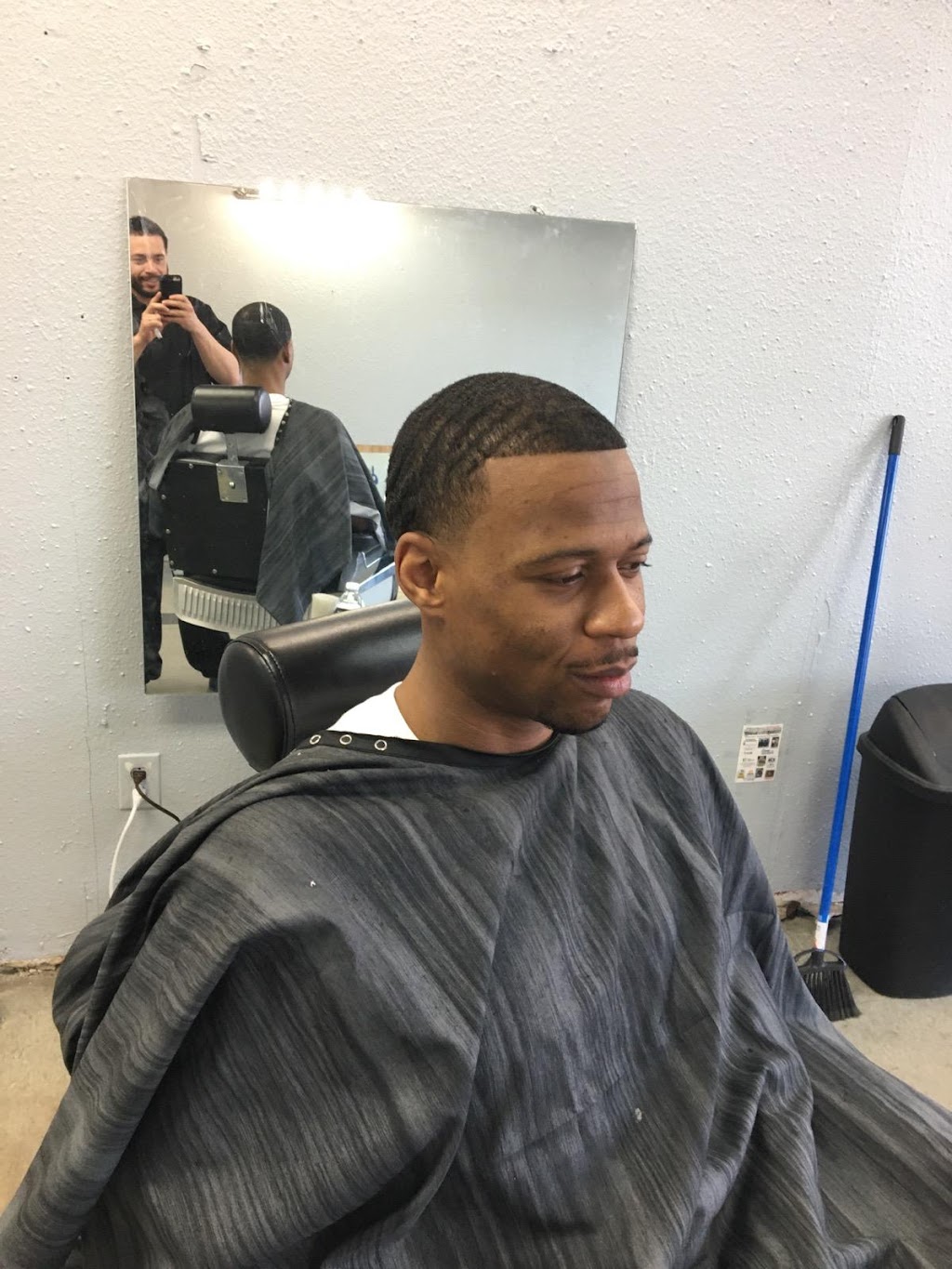 House of kutz barbershop | 5754 S Merriman Rd, Wayne, MI 48184, USA | Phone: (313) 808-9664