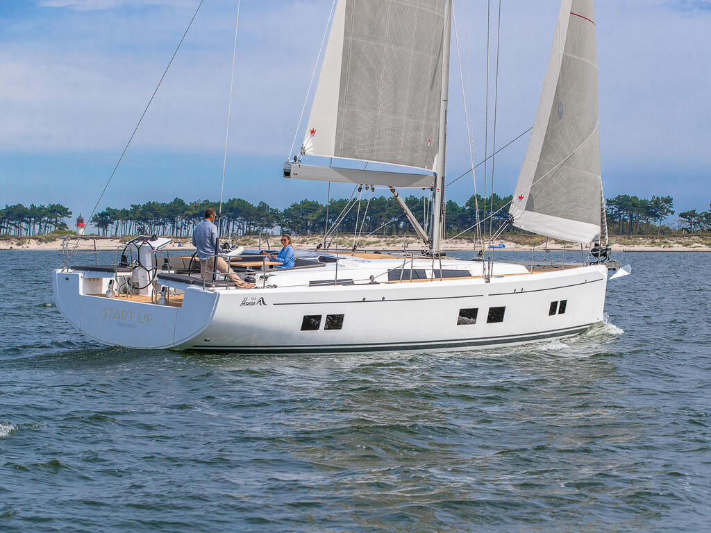 North Point Yacht Sales | 8109 Yacht Haven Rd, Gloucester Point, VA 23062, USA | Phone: (804) 885-4090