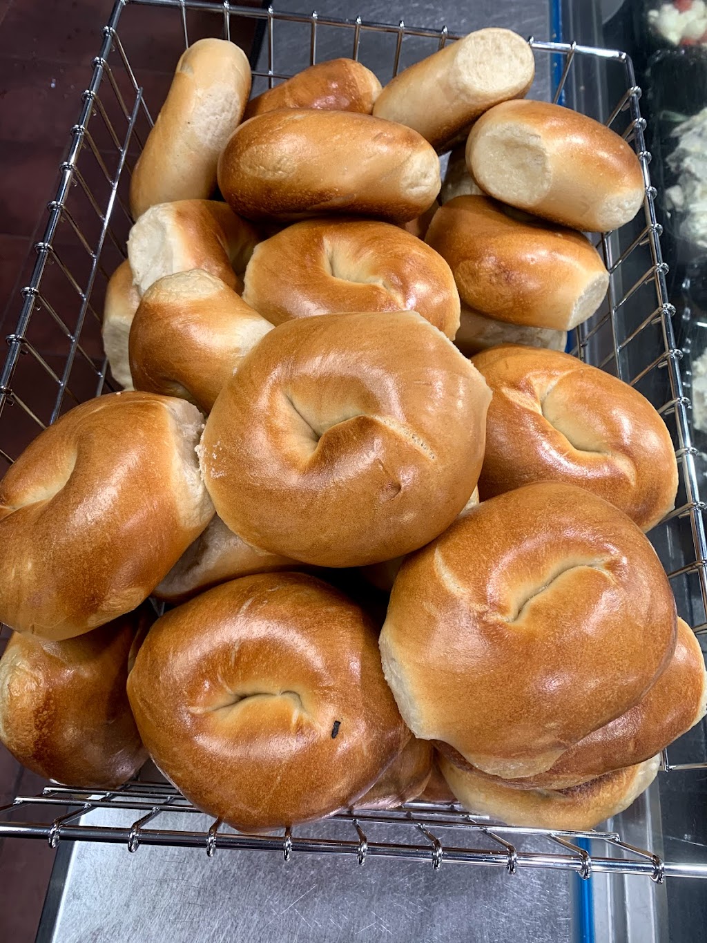 Everything Bagels and Cafe | 483 Hwy 79, Morganville, NJ 07751, USA | Phone: (732) 696-2705