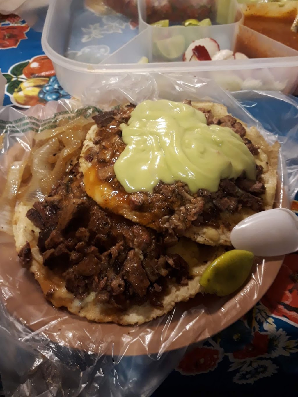 Tacos El Güello | 22663 Tijuana, Baja California, Mexico | Phone: 664 387 6069