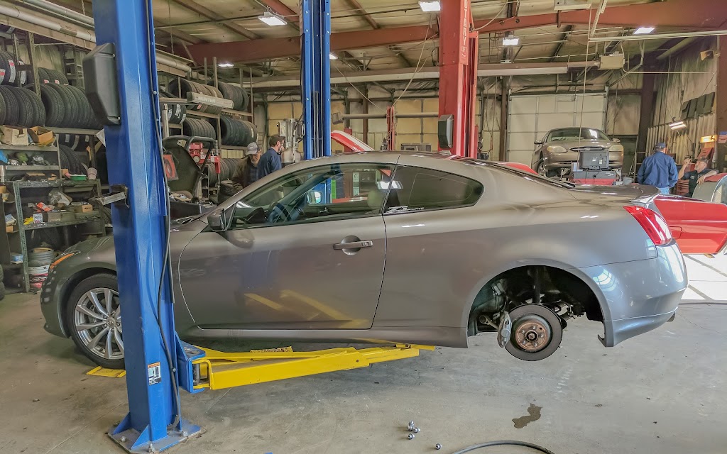 Aurora Tire Center | 207 Importing St, Aurora, IN 47001, USA | Phone: (812) 926-3250