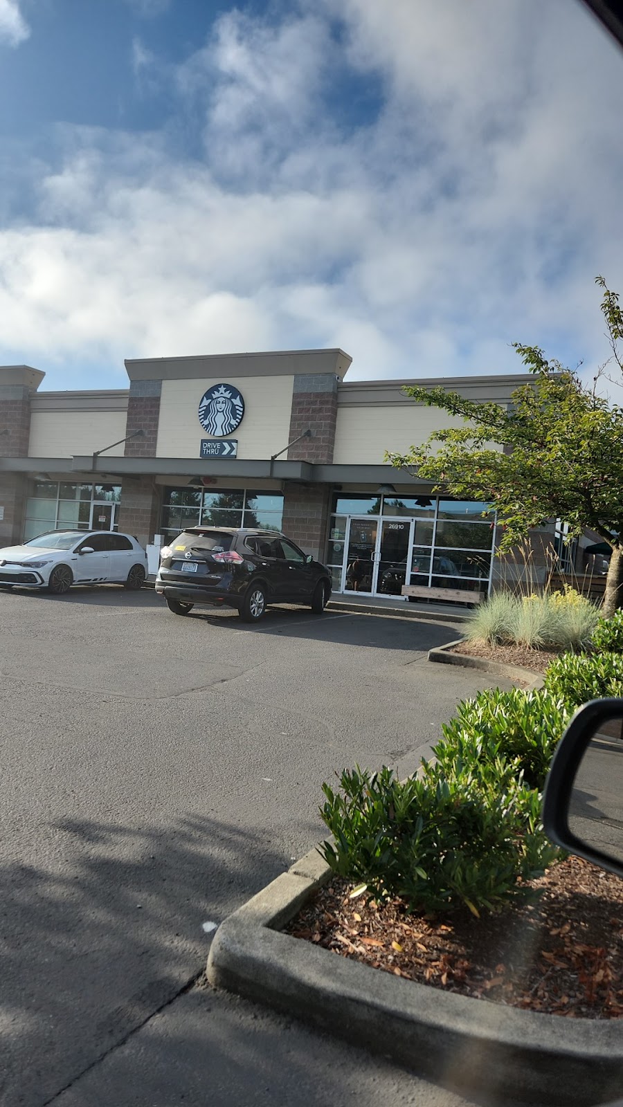 Starbucks | 26520 Maple Valley Black Diamond Rd SE, Maple Valley, WA 98038, USA | Phone: (425) 433-2300