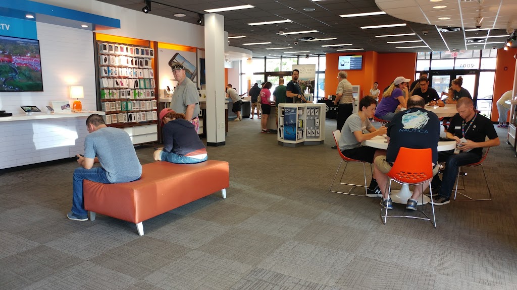 AT&T Store | 2001 Creekside Landing Dr Suite C150, Apex, NC 27502, USA | Phone: (919) 367-9557