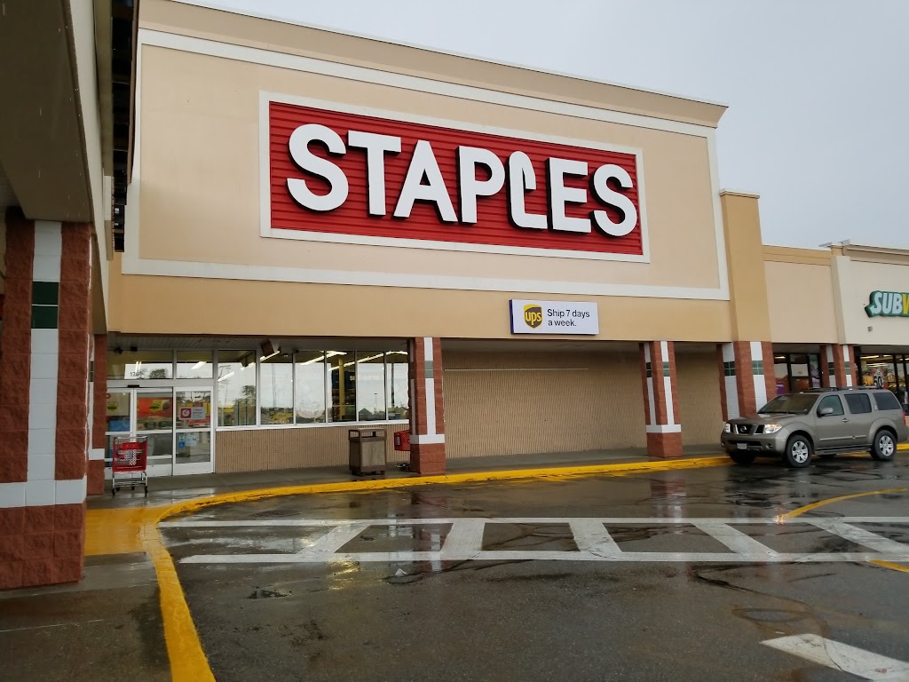 Staples | 125 Church St Suite 170 Suite 170, Pembroke, MA 02359 | Phone: (781) 826-5842