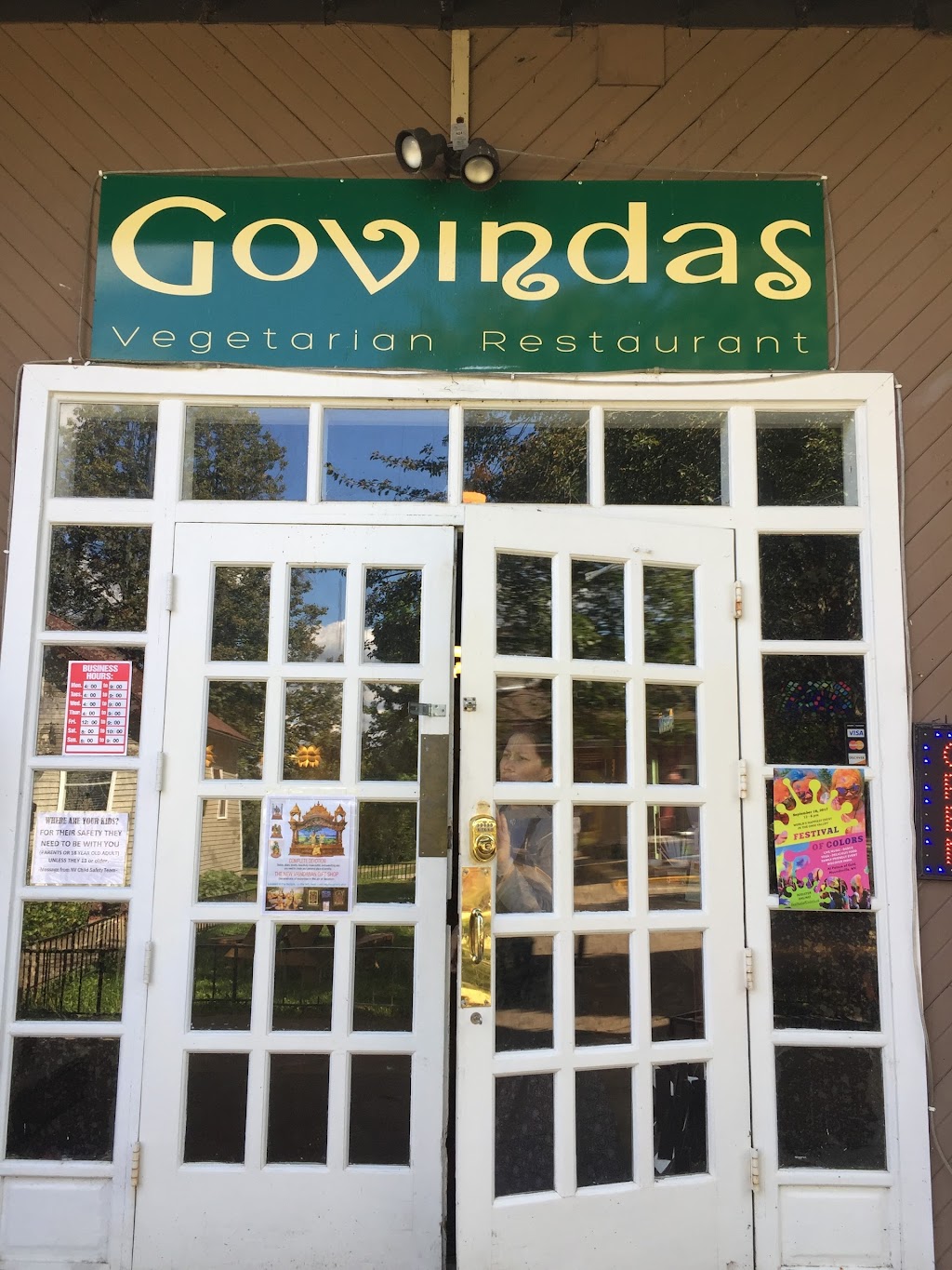 Govindas Restaurant | 3759 McCrearys Ridge Rd, Moundsville, WV 26041, USA | Phone: (304) 843-1600