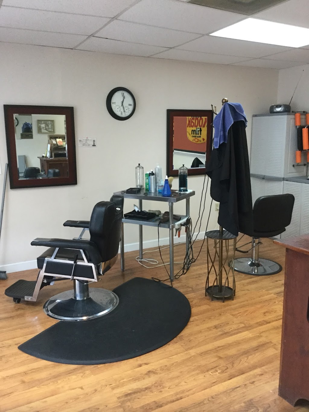 The Barber Shop | 6315 Adams St, New Port Richey, FL 34652, USA | Phone: (727) 849-2977