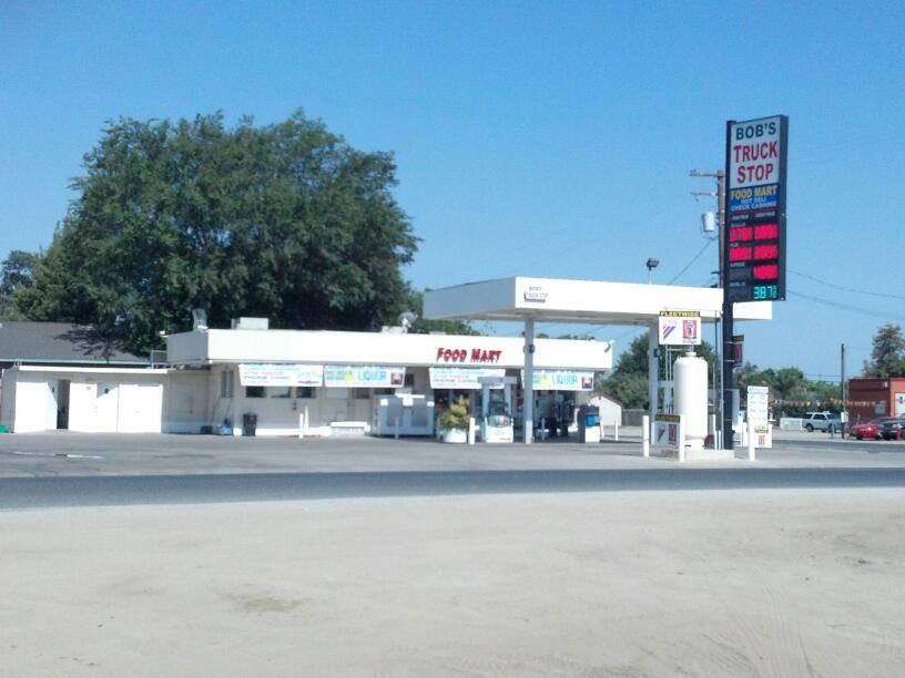 Bobs Auto & Truck Stop | 444 E Court Ave, Pixley, CA 93256, USA | Phone: (559) 757-3360