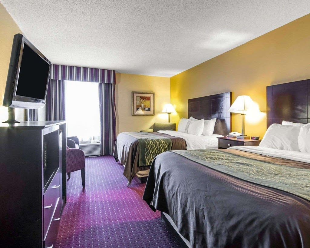 Quality Inn | 1050 Fashion Ridge Rd, Dry Ridge, KY 41035, USA | Phone: (859) 824-7121