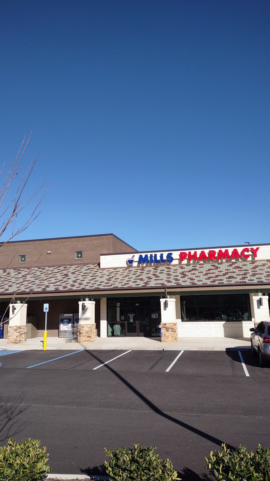 Mills Pharmacy At Bluff Park | 2148 Tyler Rd, Hoover, AL 35226 | Phone: (205) 823-9500