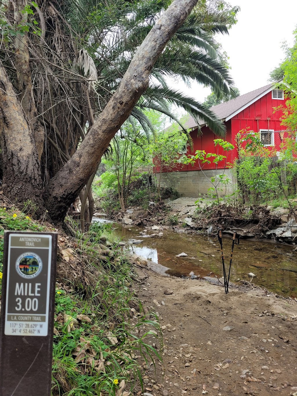 San Dimas Avenue (Michael D. Antonovich) Trailhead | 1079 S San Dimas Ave, San Dimas, CA 91773, USA | Phone: (626) 588-5364