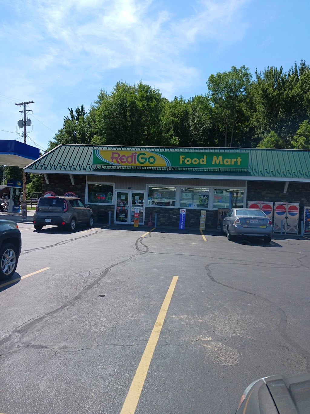 RediGo Food Mart | 1976 Hubbard Rd, Madison, OH 44057, USA | Phone: (440) 428-2303