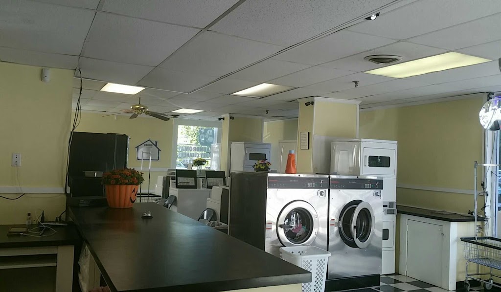 D & D Laundromat And Cleaners | 76 Lowell Rd, Hudson, NH 03051, USA | Phone: (603) 809-4275