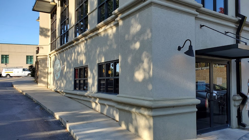 Doughnut Dollies | 724 Cherokee St NE d, Marietta, GA 30060, USA | Phone: (404) 365-5437