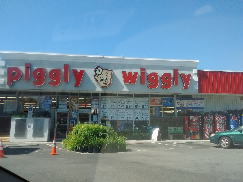 Piggly Wiggly | 607 W 2nd St, Kenly, NC 27542, USA | Phone: (919) 284-4111