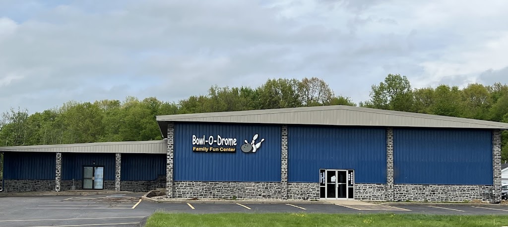 Grove City Bowl-O-Drome | 540 E Main St Ext, Grove City, PA 16127, USA | Phone: (724) 458-6840