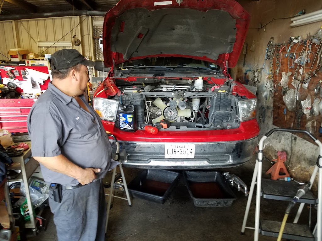 Flores Auto Repair | 5015 McBroom St, Dallas, TX 75212 | Phone: (214) 951-0796