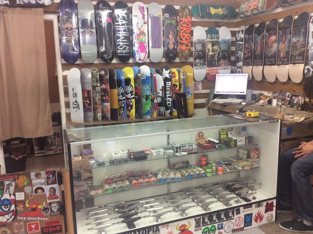 House of Vista Skateboard Shop | 637 S Santa Fe Ave C, Vista, CA 92083, USA | Phone: (760) 724-1355