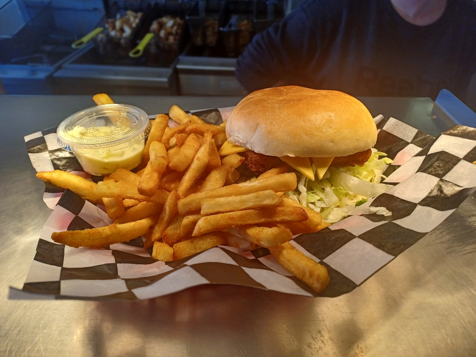 Pizza Village | 71 Lake Shore Dr W, Dunkirk, NY 14048, USA | Phone: (716) 366-7521