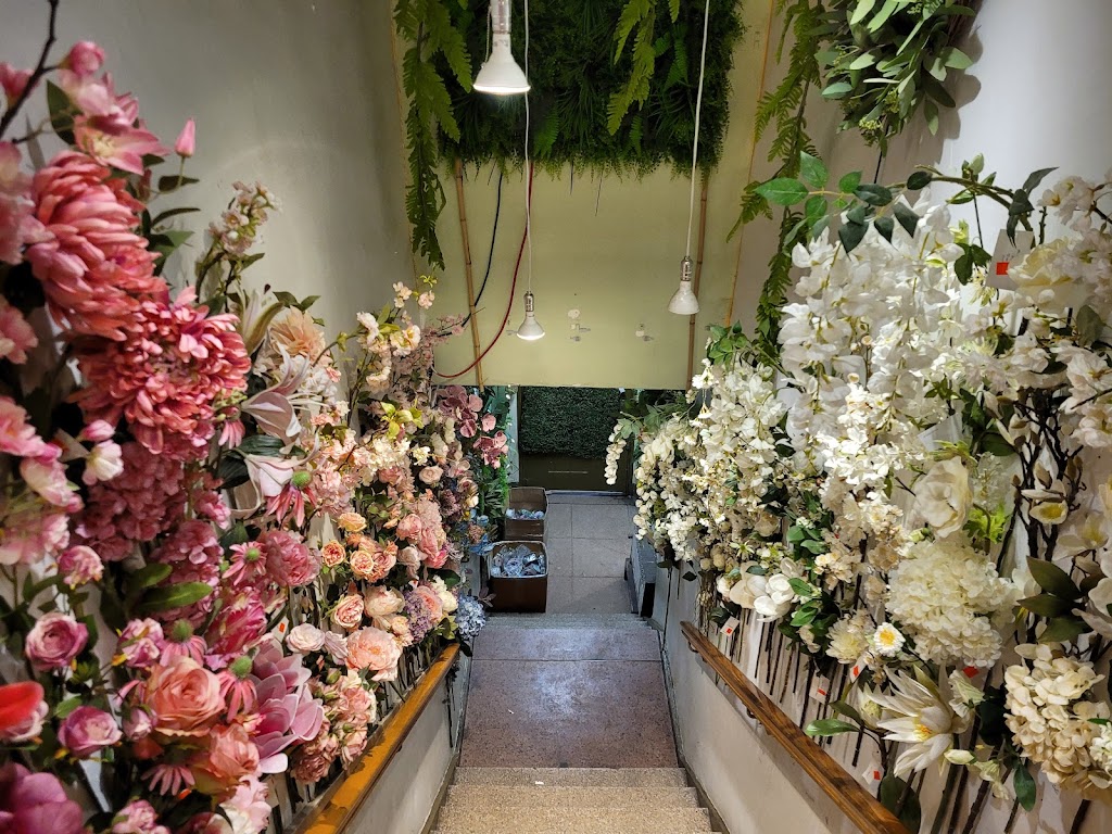 Jamali Floral & Garden | 149 W 28th St, New York, NY 10001, USA | Phone: (212) 244-4025