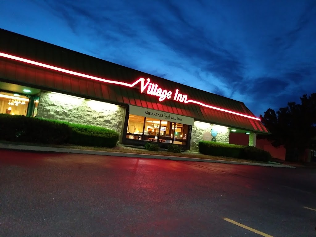 Village Inn | 2901 N Main St, Hutchinson, KS 67502, USA | Phone: (620) 662-3116