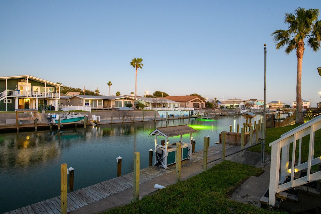 PalmTiki Vacation Rental | 134 Palm Dr, Rockport, TX 78382, USA | Phone: (361) 727-0312