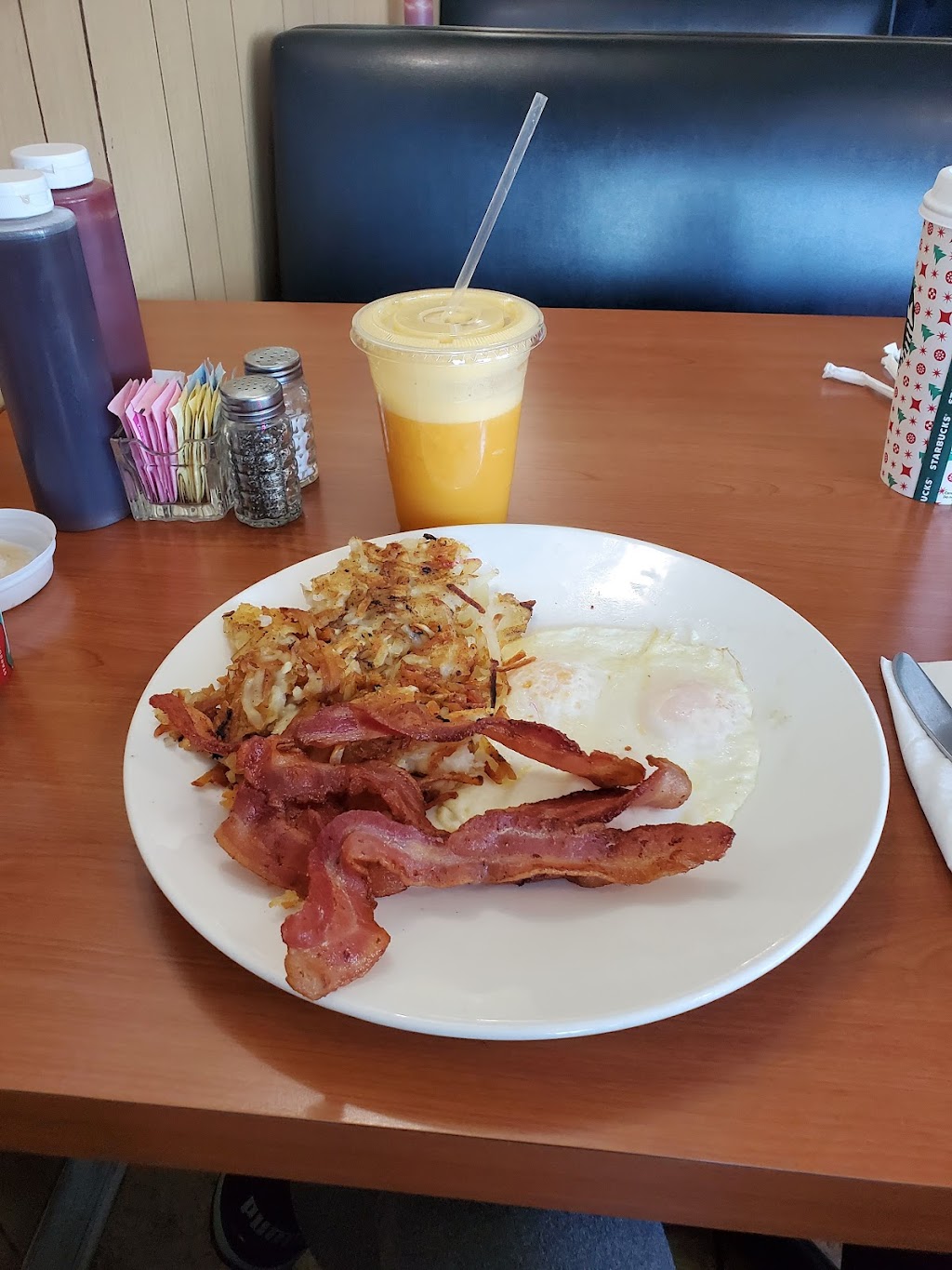House Of Eggs Cafe | 182 E Valley Blvd, Colton, CA 92324, USA | Phone: (909) 777-0127
