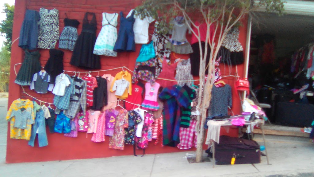Tienda De Saldos Lindas | Cruz del Sur 8822, Camino Verde, 22190 Tijuana, B.C., Mexico | Phone: 664 428 6829