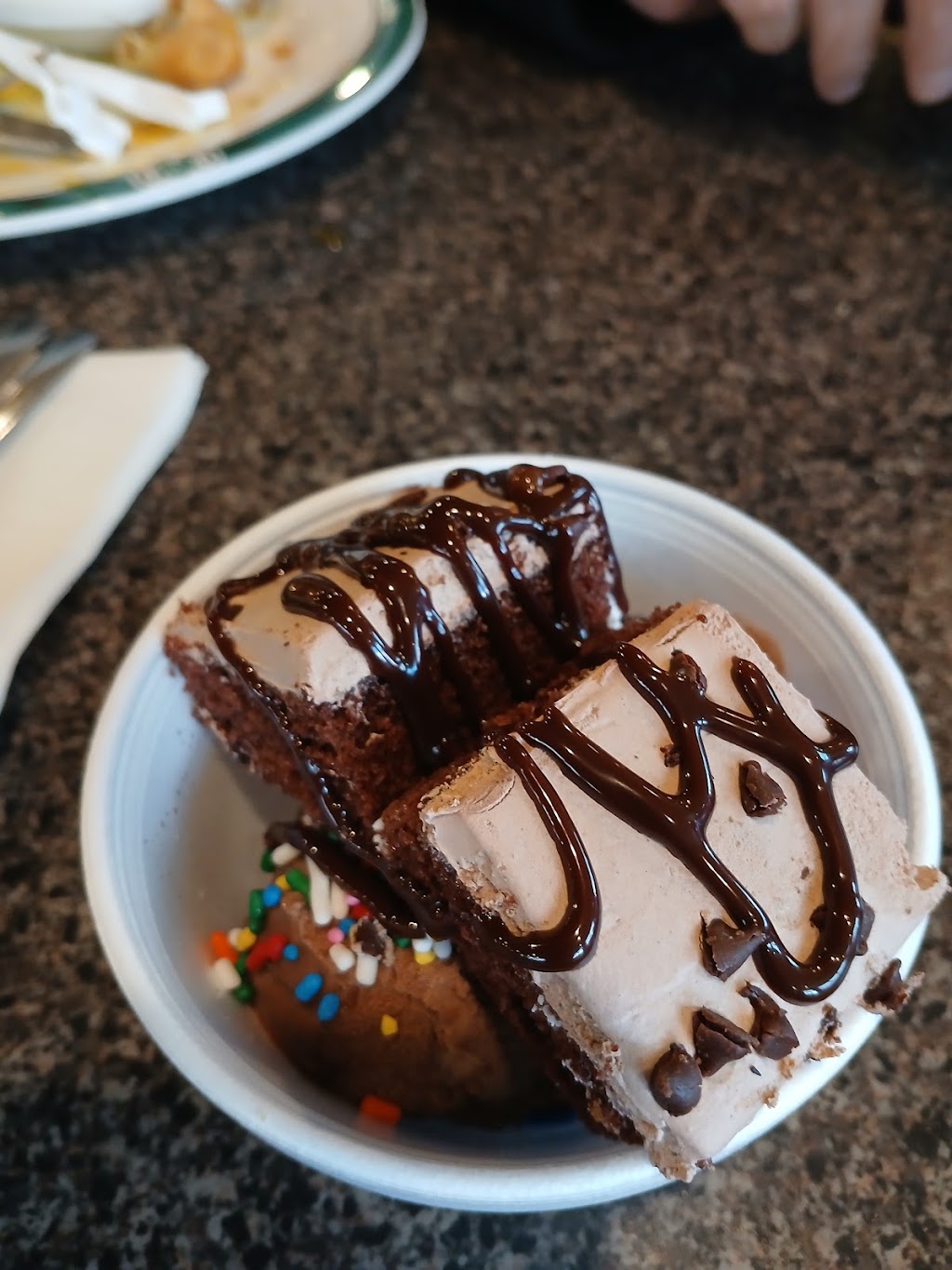 China King Express | 45915 S Interstate 94 Service Dr, Van Buren Township, MI 48111, USA | Phone: (734) 699-1550