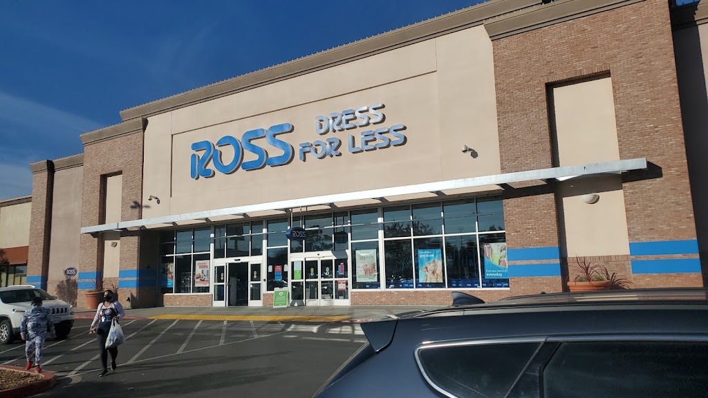 Ross Dress for Less | 2220 Daniels St, Manteca, CA 95337, USA | Phone: (209) 824-0794