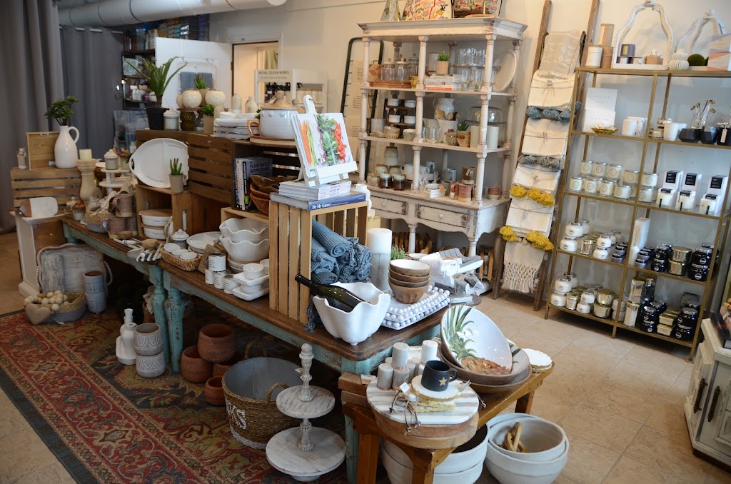 Kie&Kate Couture | 559 Spring Rd, Elmhurst, IL 60126, USA | Phone: (630) 501-0569 Kie&Kate Couture | 559 Spring Rd, Elmhurst, IL 60126, USA | Phone: (630) 501-0569