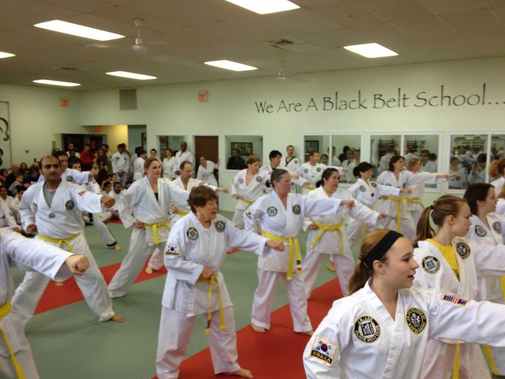 J.K. Lee Black Belt Academy - Fox Point | 6838 N Santa Monica Blvd, Fox Point, WI 53217, USA | Phone: (414) 540-9161