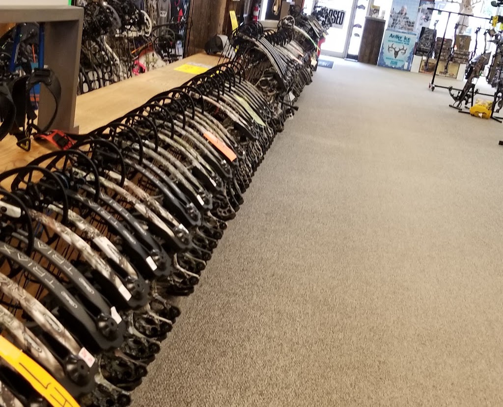 Barretts Bowhunting | 257 E 14th St, Elmira Heights, NY 14903, USA | Phone: (607) 733-7773