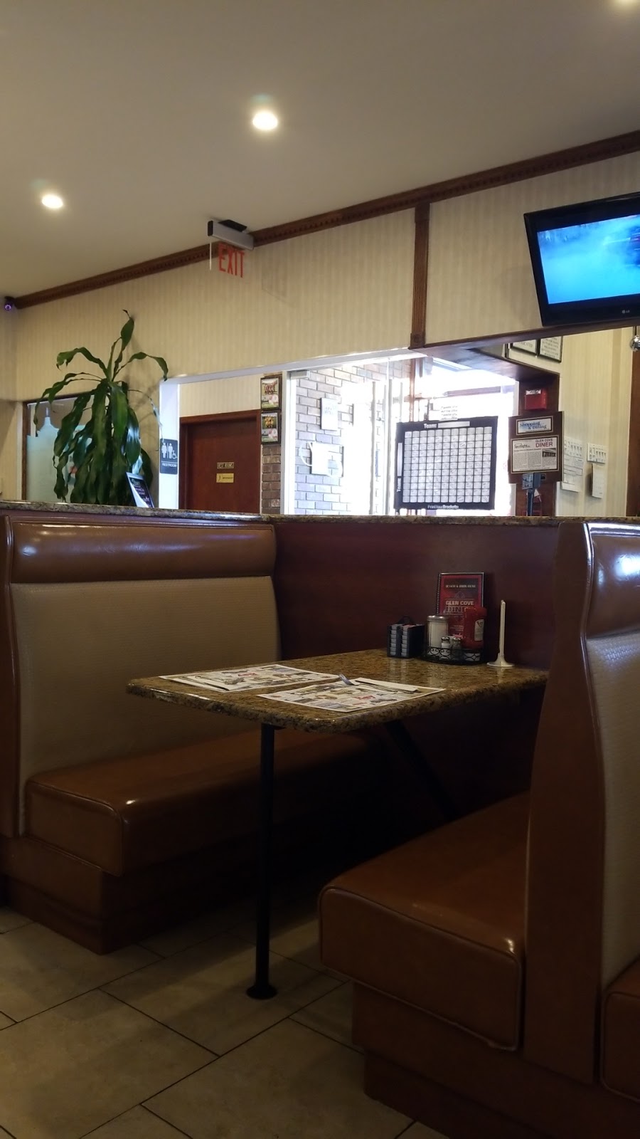 Glen Cove Diner | 187 Glen St, Glen Cove, NY 11542, USA | Phone: (516) 676-1400