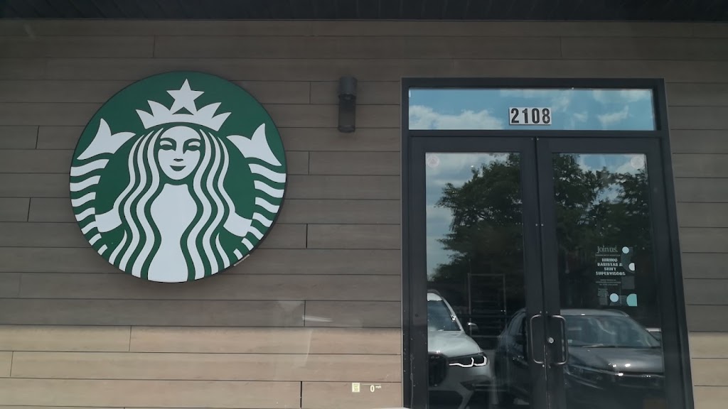 Starbucks | 2148 Hempstead Tpke, East Meadow, NY 11554, USA | Phone: (516) 222-2115