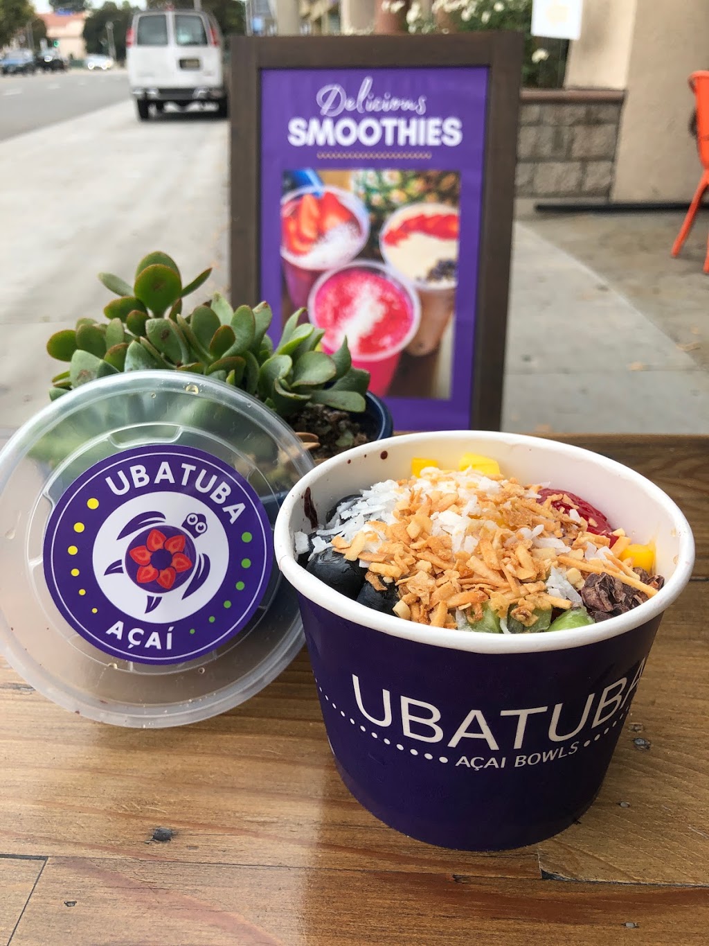 Ubatuba Acai | 130 E Chapman Ave suite a, Fullerton, CA 92832, USA | Phone: (714) 599-3070