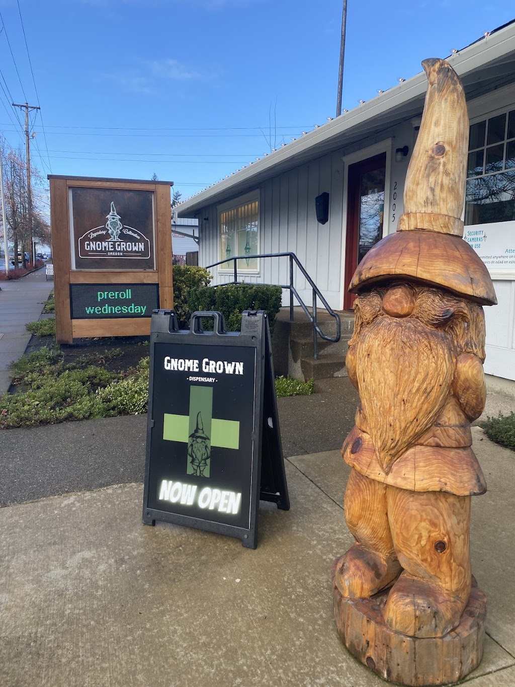 Gnome Grown Dispensary - Oregon City | 2005 Beavercreek Rd, Oregon City, OR 97045, USA | Phone: (503) 344-6729