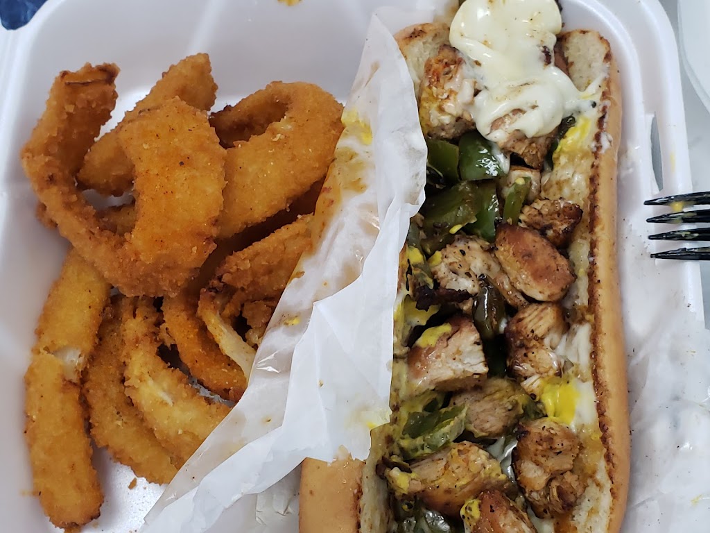 The Purple Onion Deli & Grill - Pelham | 2296 Pelham Pkwy, Pelham, AL 35124, USA | Phone: (205) 403-8600