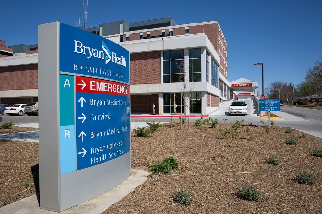 Bryan East Campus: Emergency Room | 1600 S 48th St, Lincoln, NE 68506, USA | Phone: (402) 481-1111