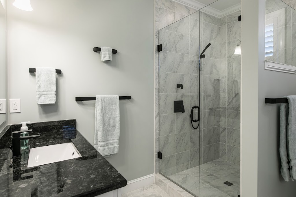 Black & White Kitchen and Bath | 6846 Olney Laytonsville Rd, Gaithersburg, MD 20882, USA | Phone: (240) 200-5479