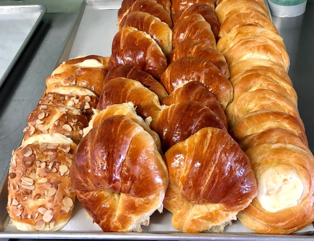 NaVis Bakery | 2249 San Gabriel Blvd, Rosemead, CA 91770, USA | Phone: (626) 573-1060