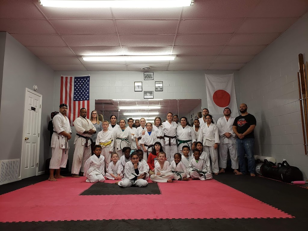 Thomas Karate Academy | 7203 Lower Hunters Trace #3225, Louisville, KY 40258 | Phone: (502) 644-0375