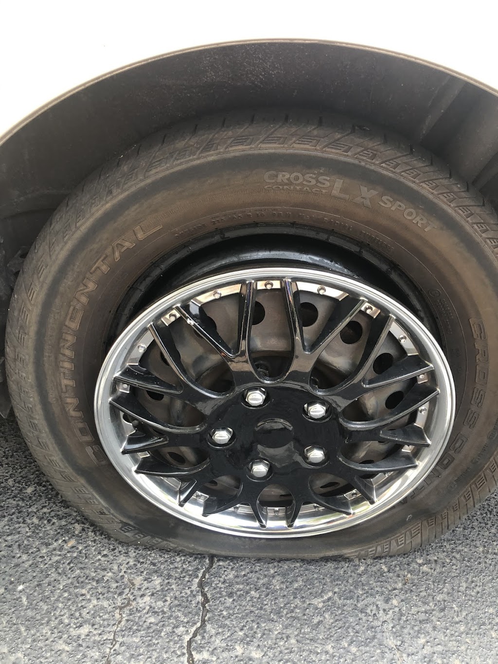 R & M Used Tire & Auto Repair | 3985 George Washington Mem Hwy, Hayes, VA 23072, USA | Phone: (804) 642-3713
